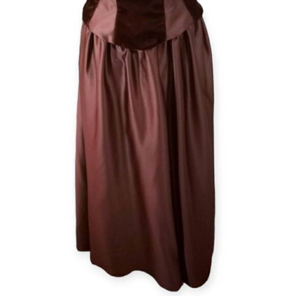 NEW IMAGE CHOCOLATE GOWN SZ.9/10 EUC - Picture 3 of 6